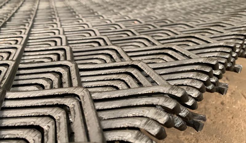 Corte sob medida em aço e ferro: praticidade e economia para o seu projeto